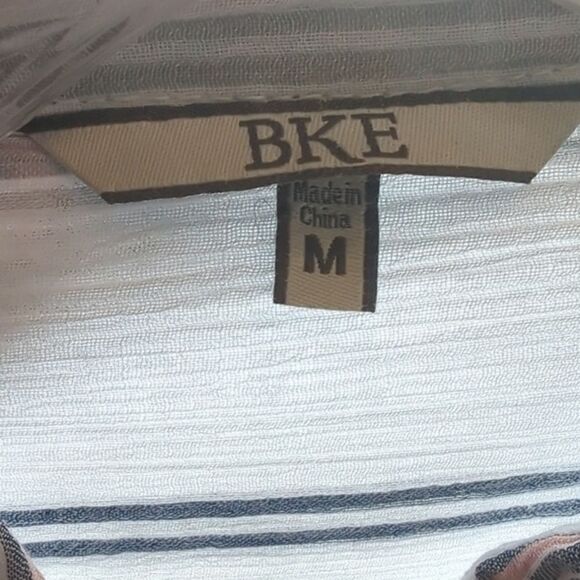 BKE Shirt Top Blouse Women's Medium Button Down Long Sleeve Cotton Striped New - Picture 6 of 7